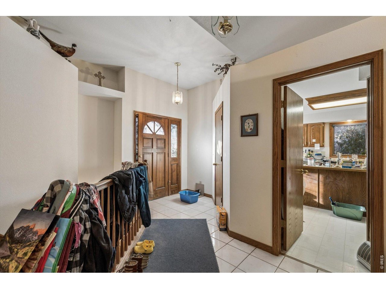 2434 Maplewood Cir W