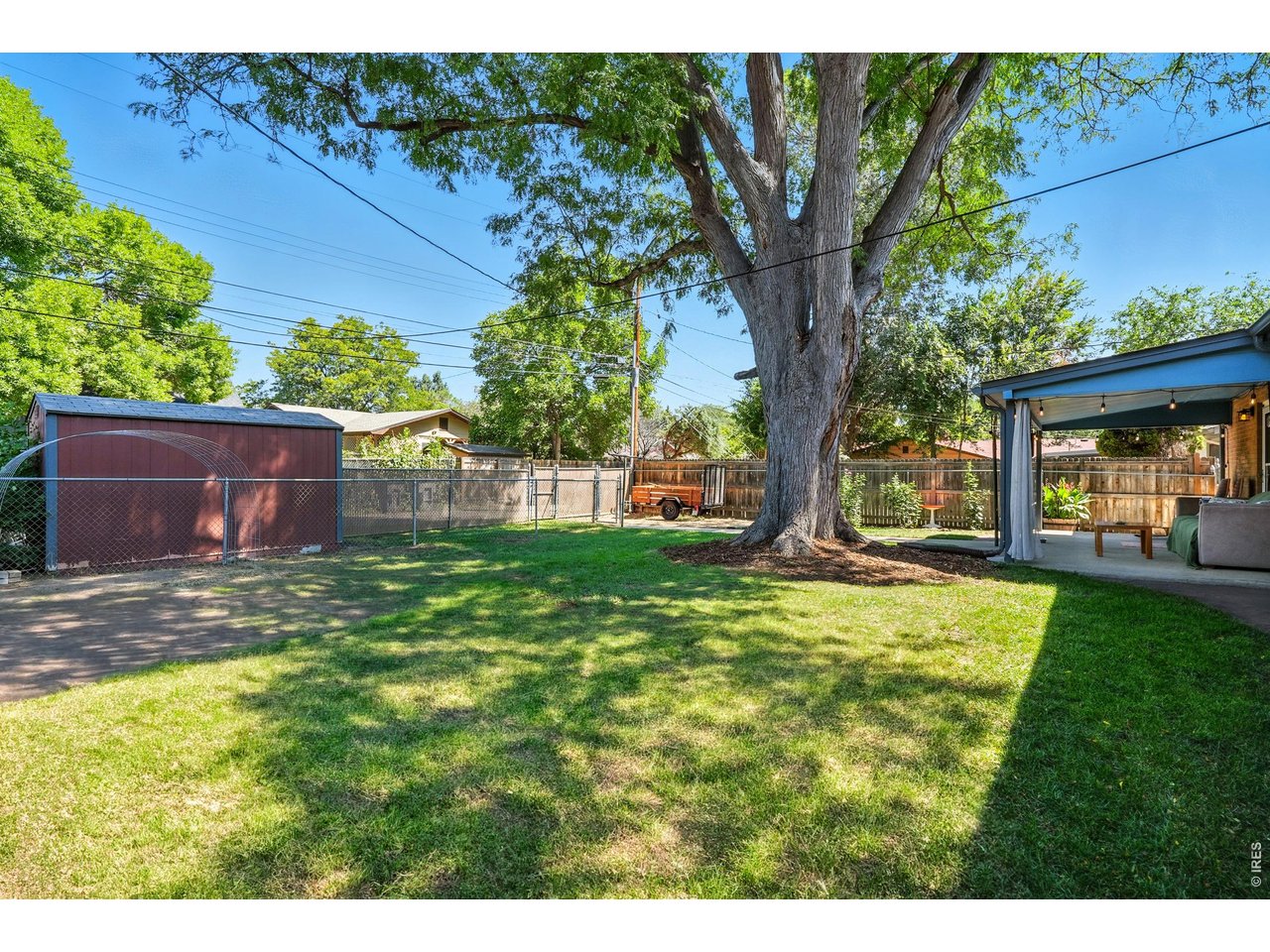 16 Merideth Ln