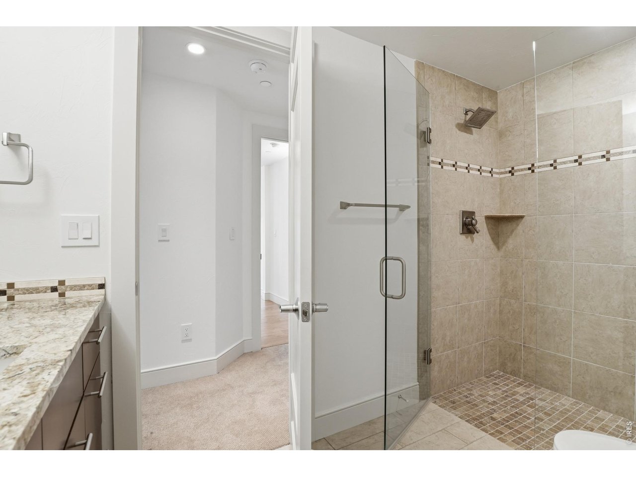 2801 Pennsylvania Ave 105