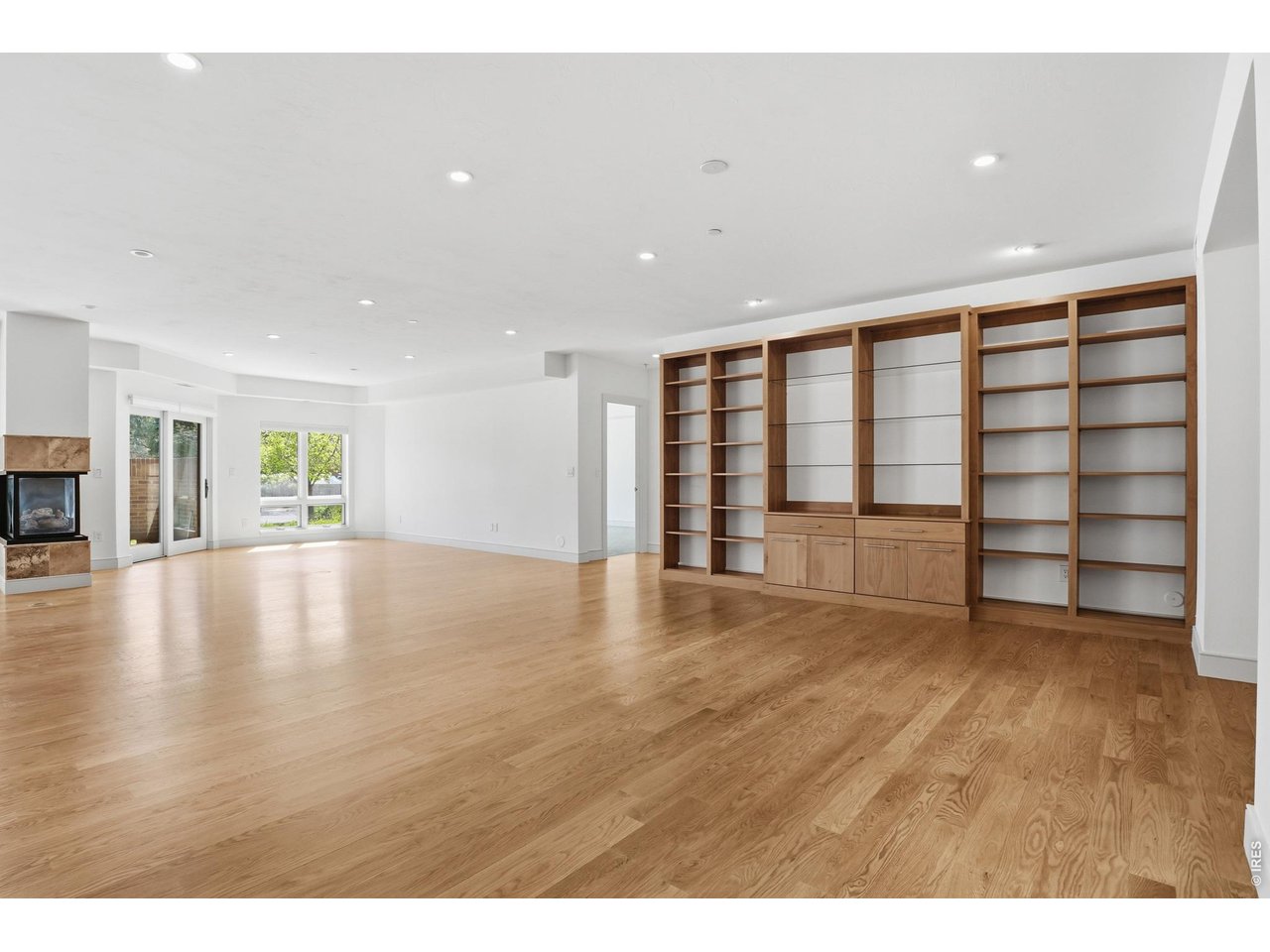 2801 Pennsylvania Ave 105