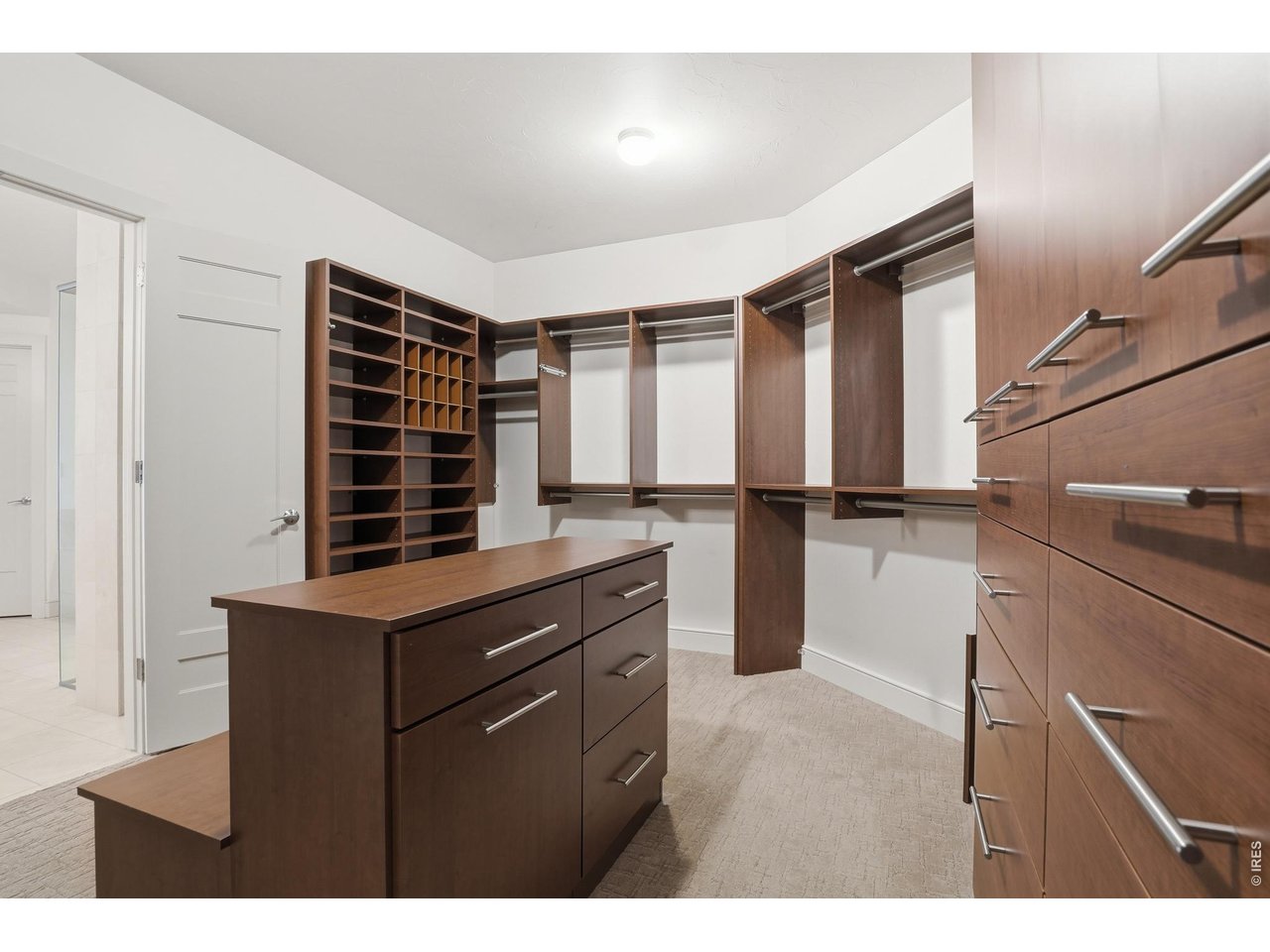 2801 Pennsylvania Ave 105