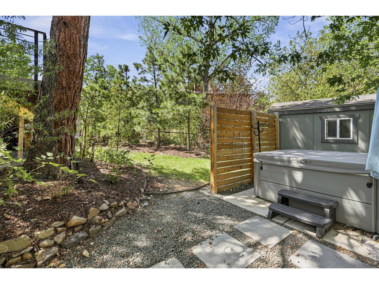 1964 Foothills Rd