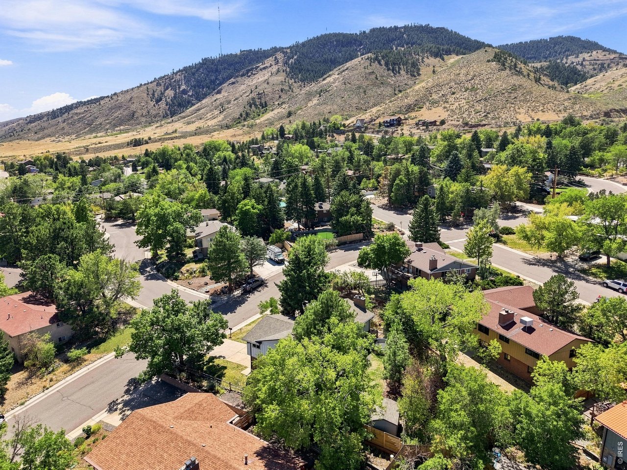 1964 Foothills Rd
