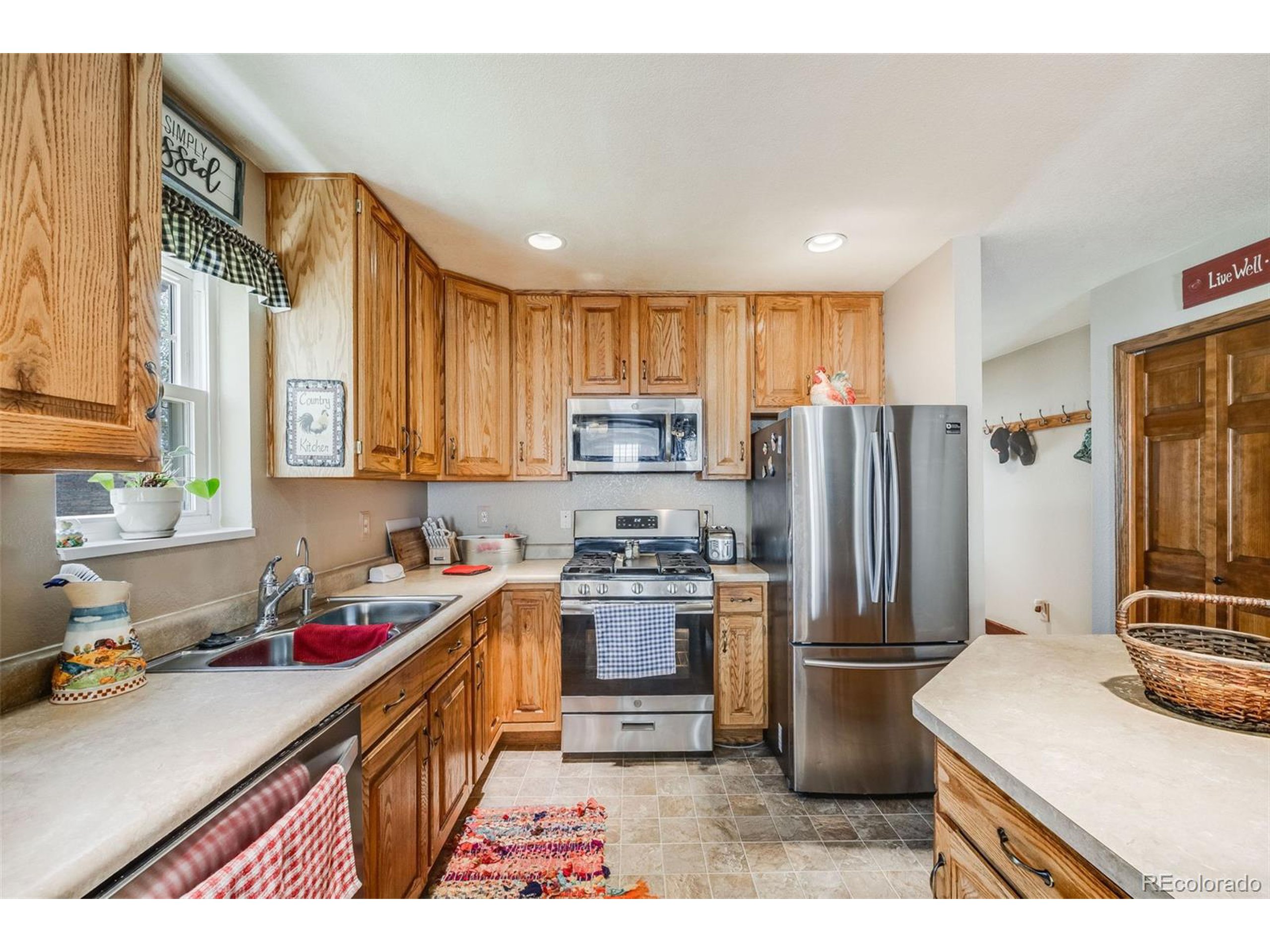 1328 Carriage Dr Longmont