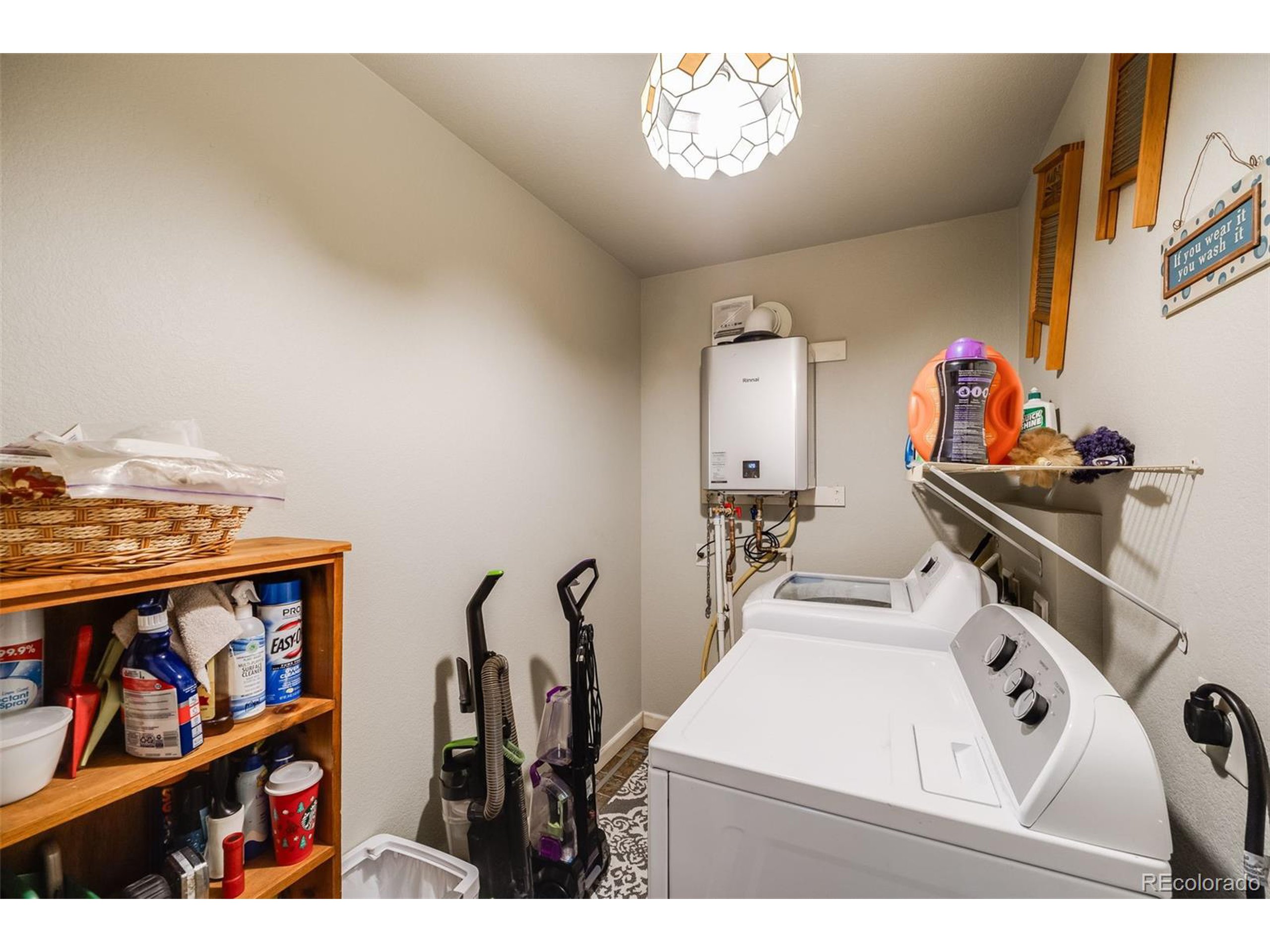 1328 Carriage Dr Longmont