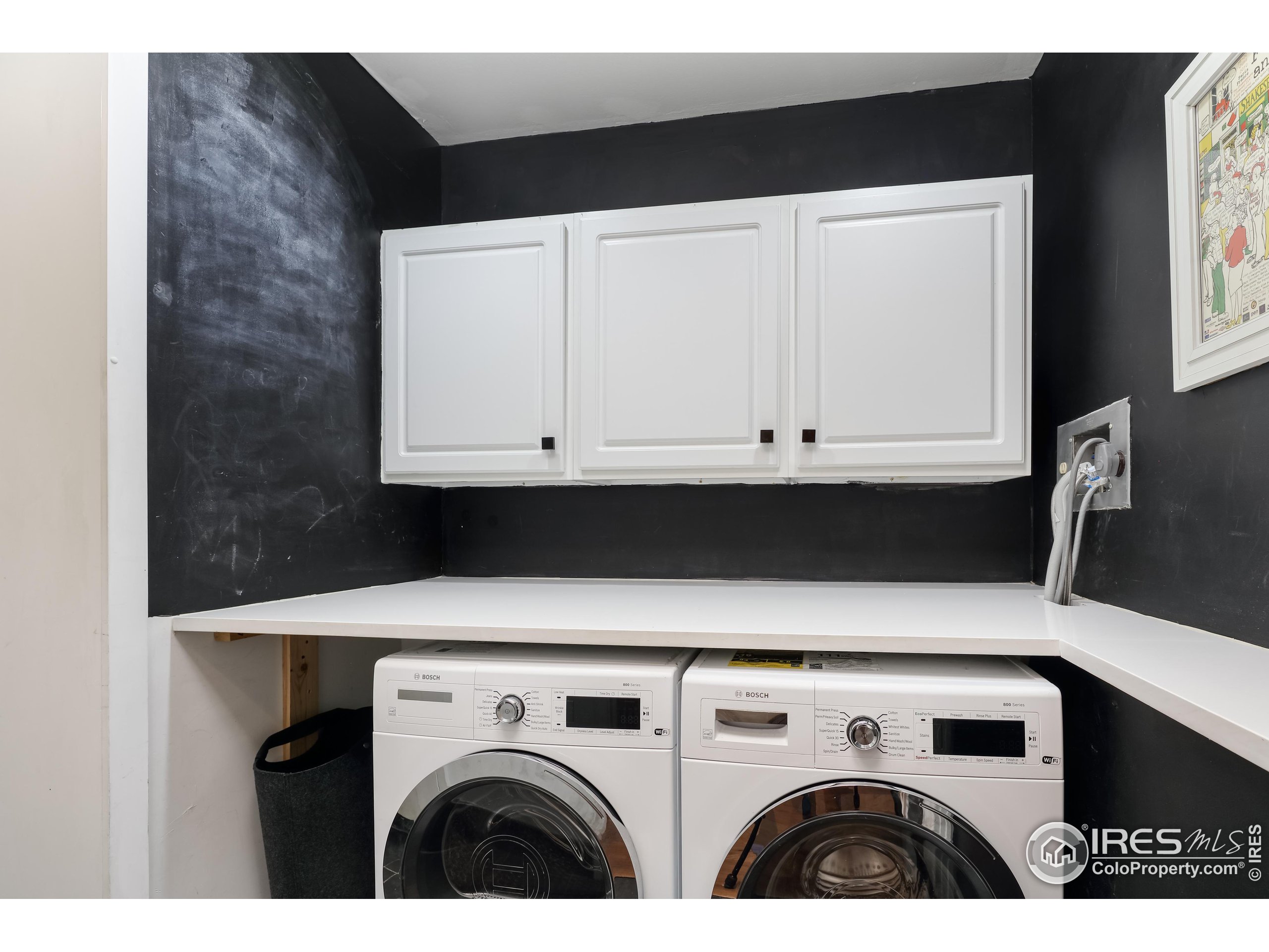 460 S Marion Pkwy 2000