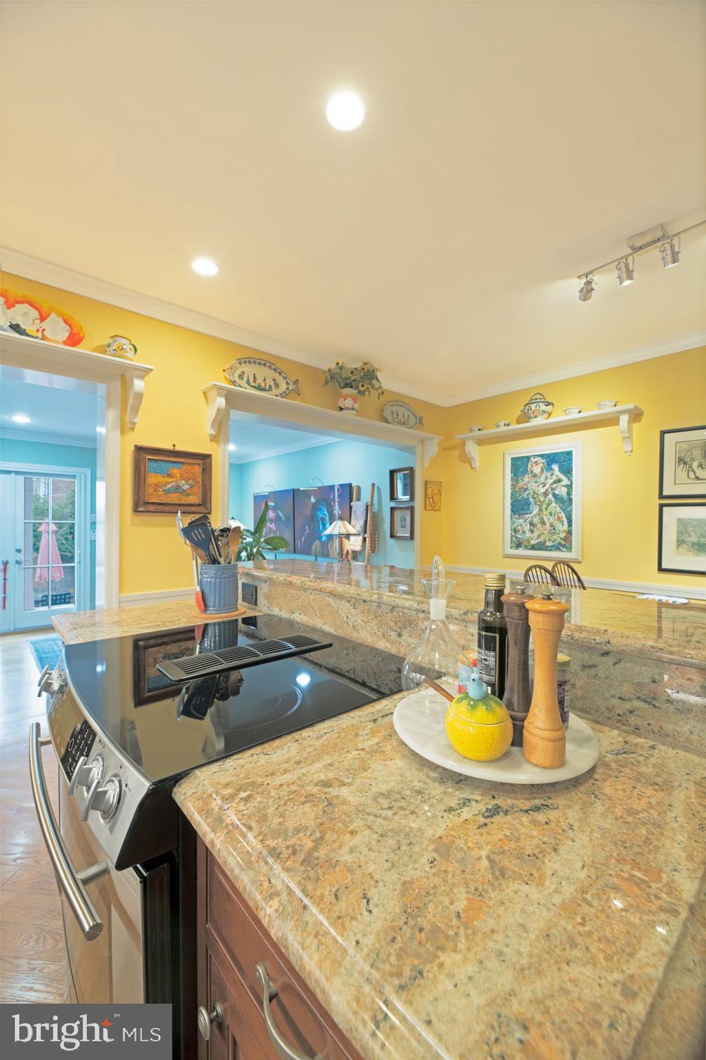 904 SAINT ASAPH STREET