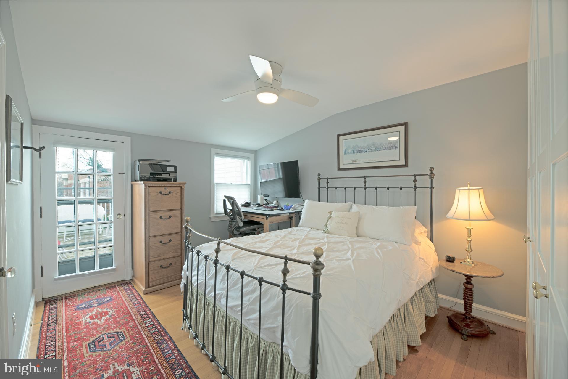 904 SAINT ASAPH STREET