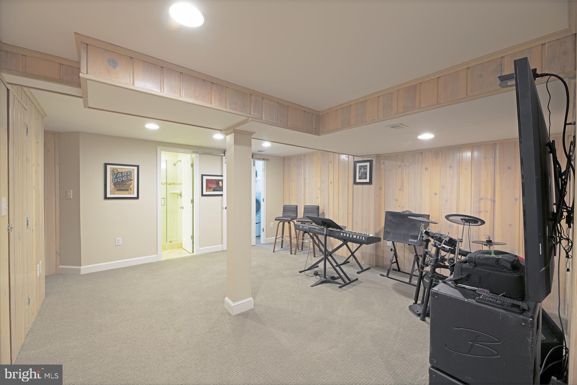 904 SAINT ASAPH STREET