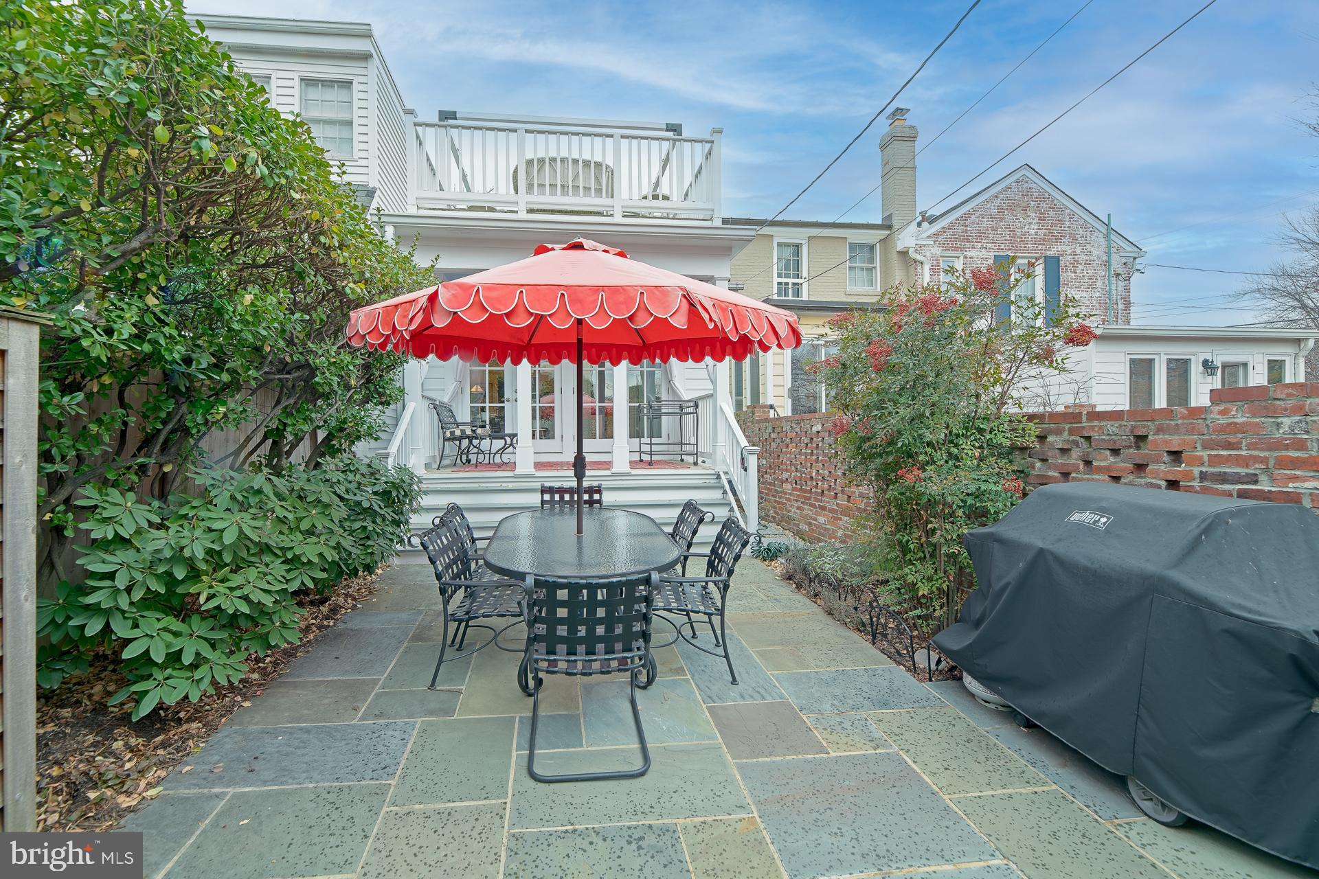 904 SAINT ASAPH STREET