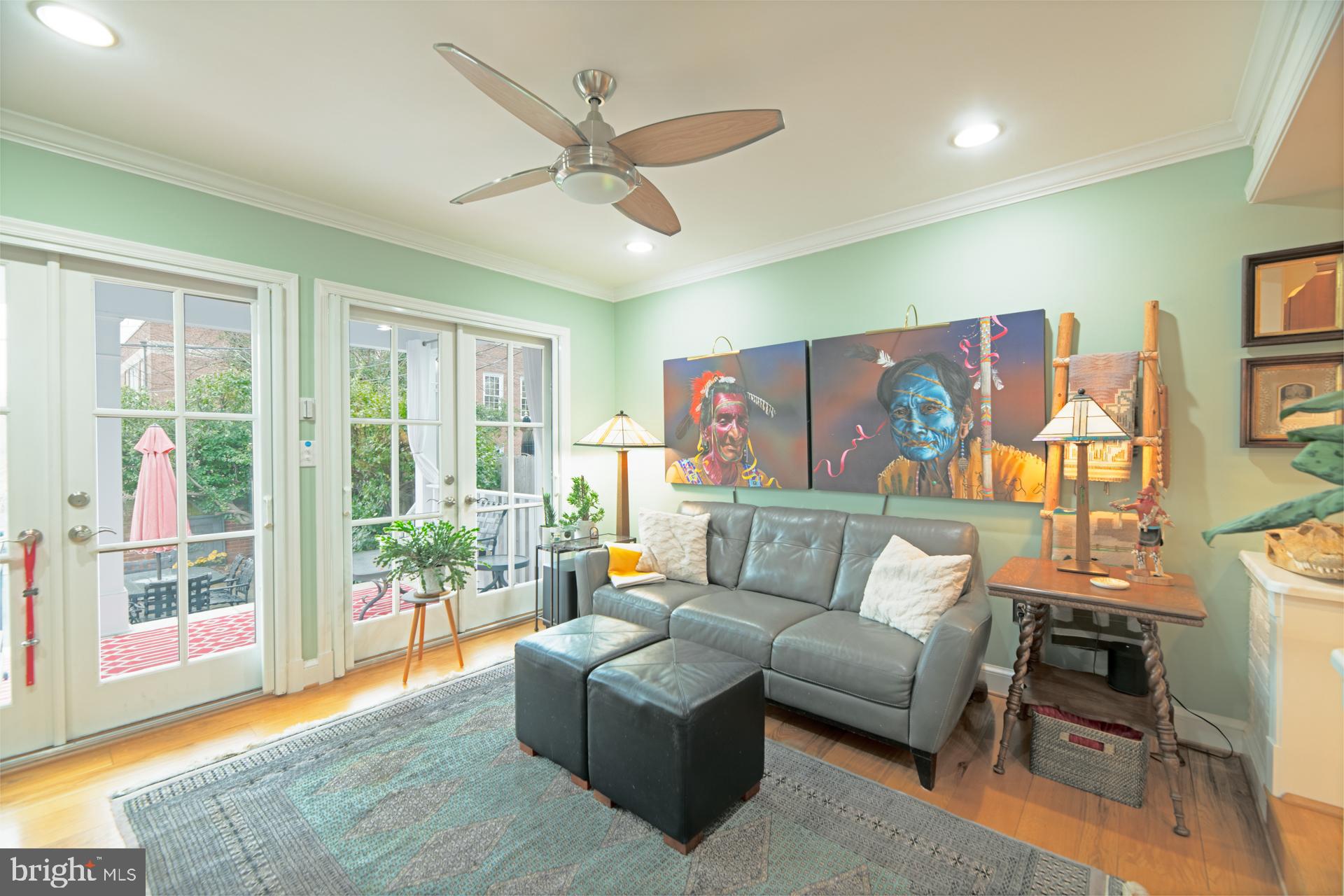 904 SAINT ASAPH STREET