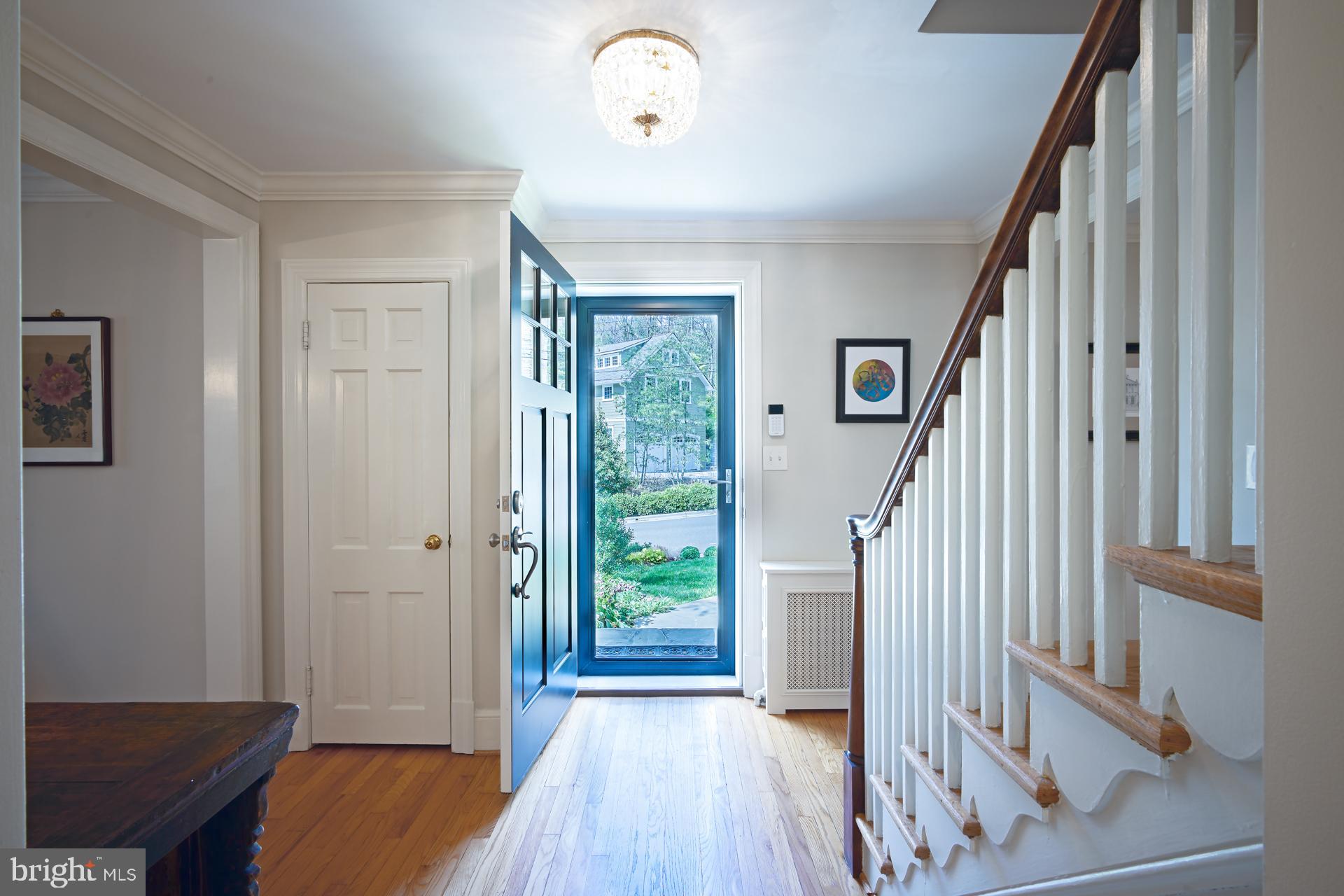 304 ALEXANDRIA AVENUE W