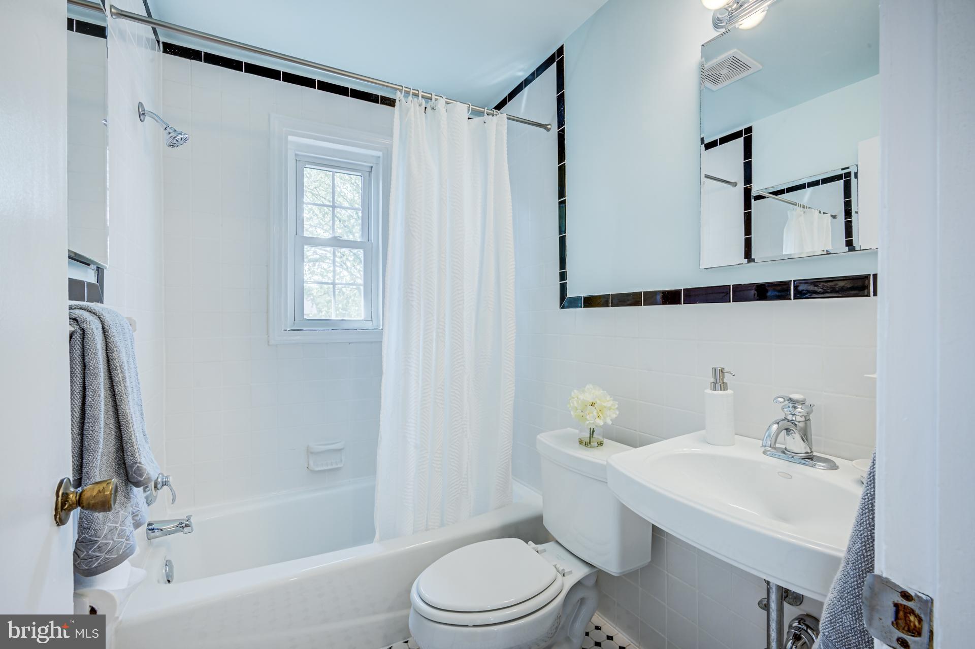 15 E MASON AVENUE 2-JAN