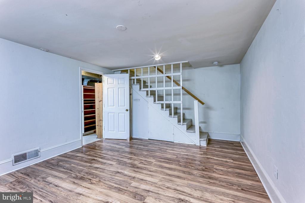 203 ADAMS AVENUE