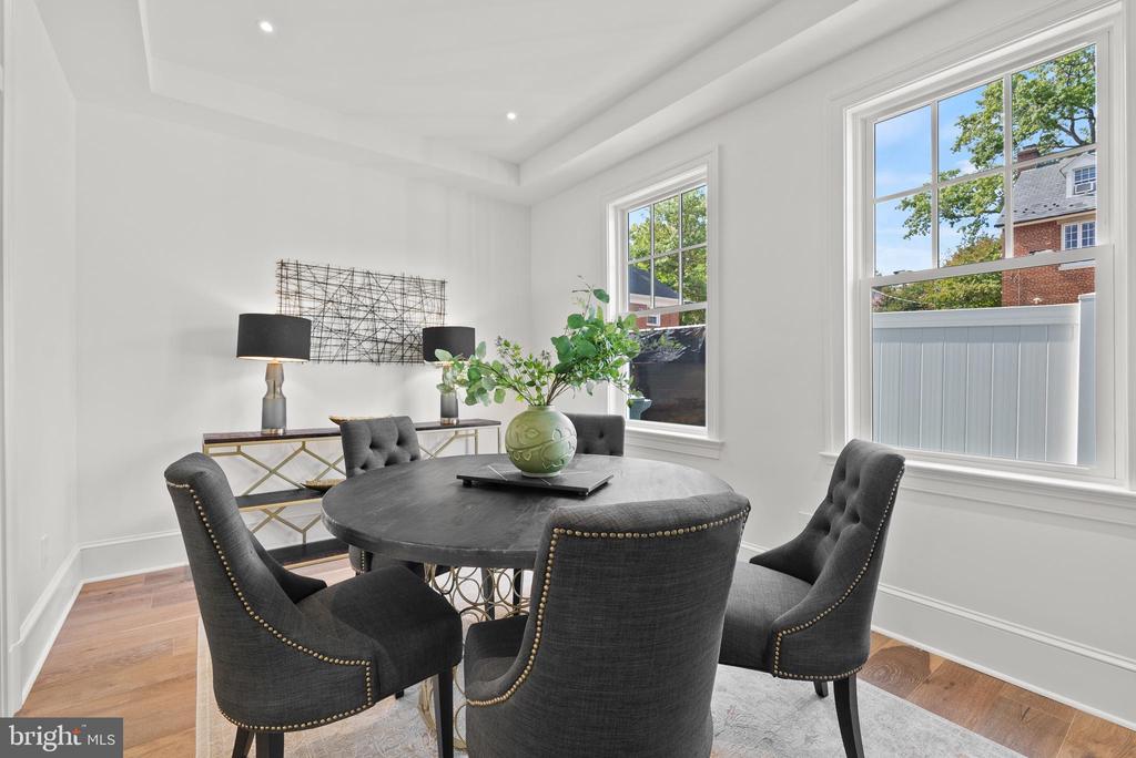 2226 KING STREET