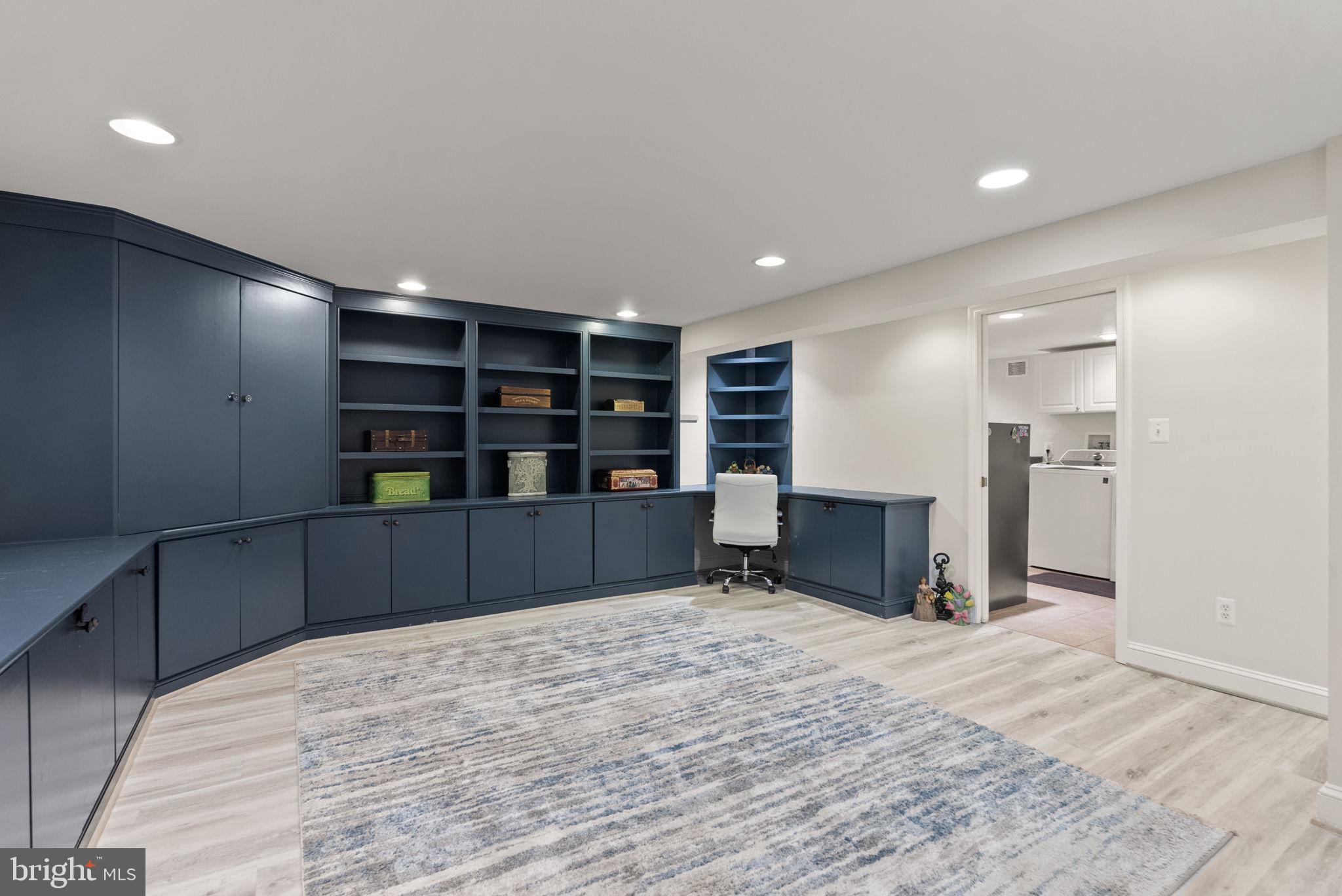 3112 LANDOVER STREET