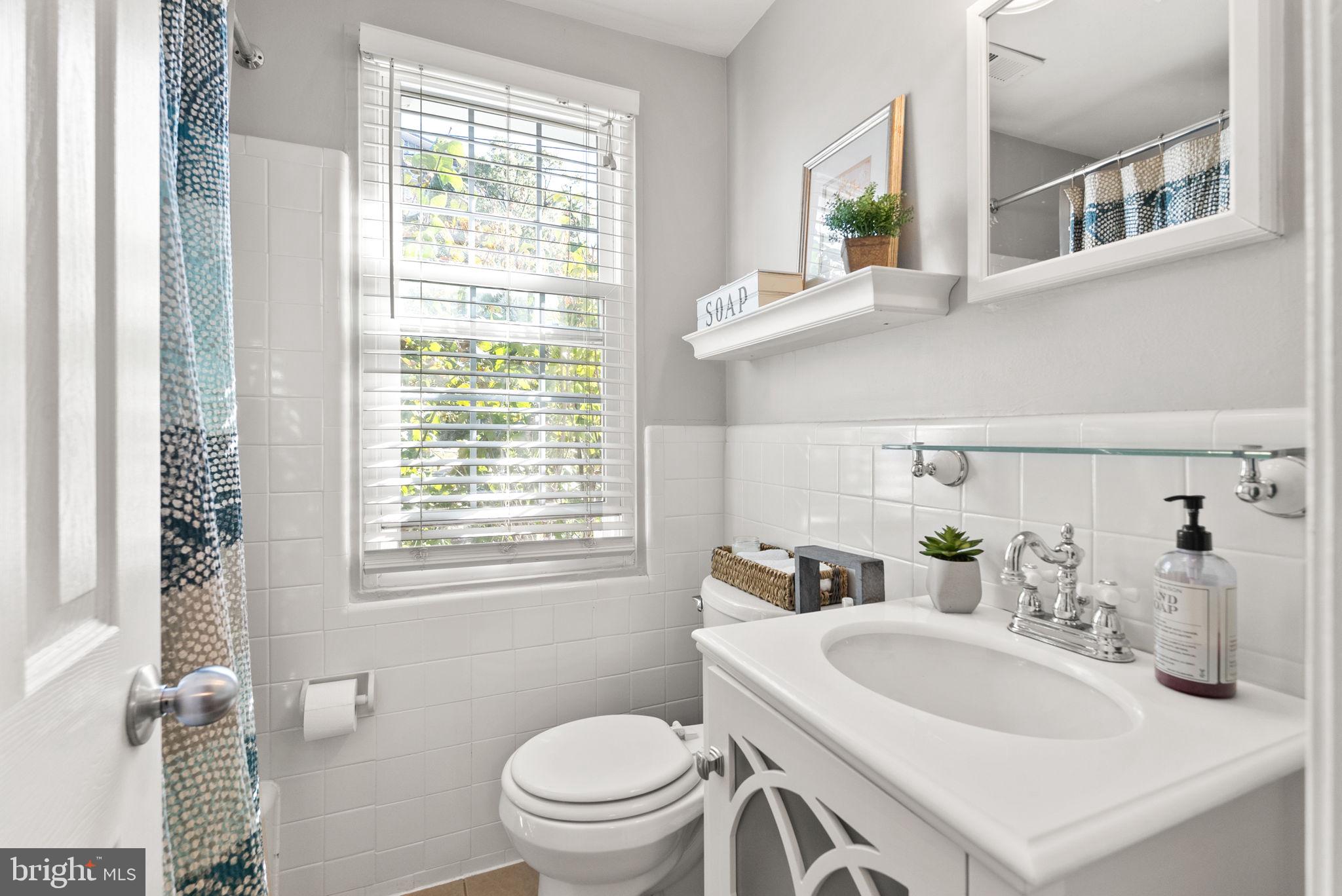 3112 LANDOVER STREET