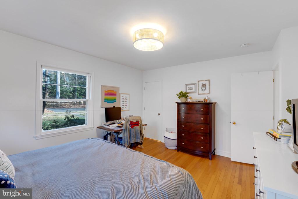 1208 KEY DRIVE