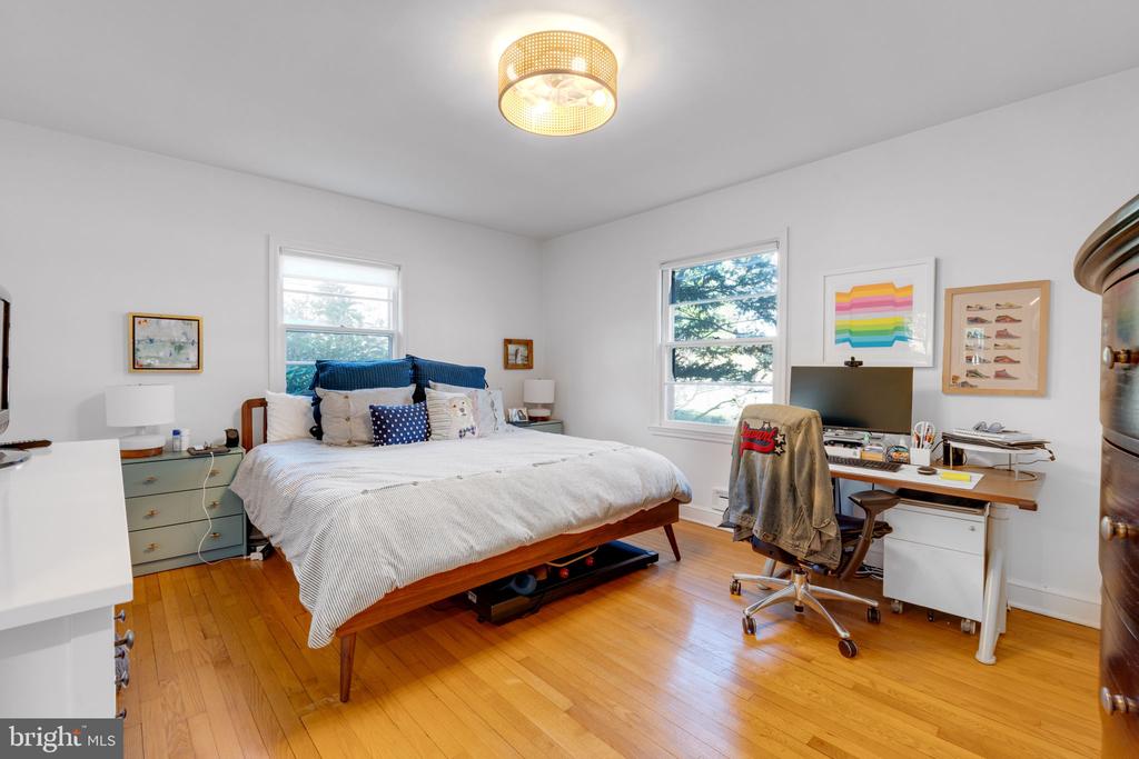 1208 KEY DRIVE