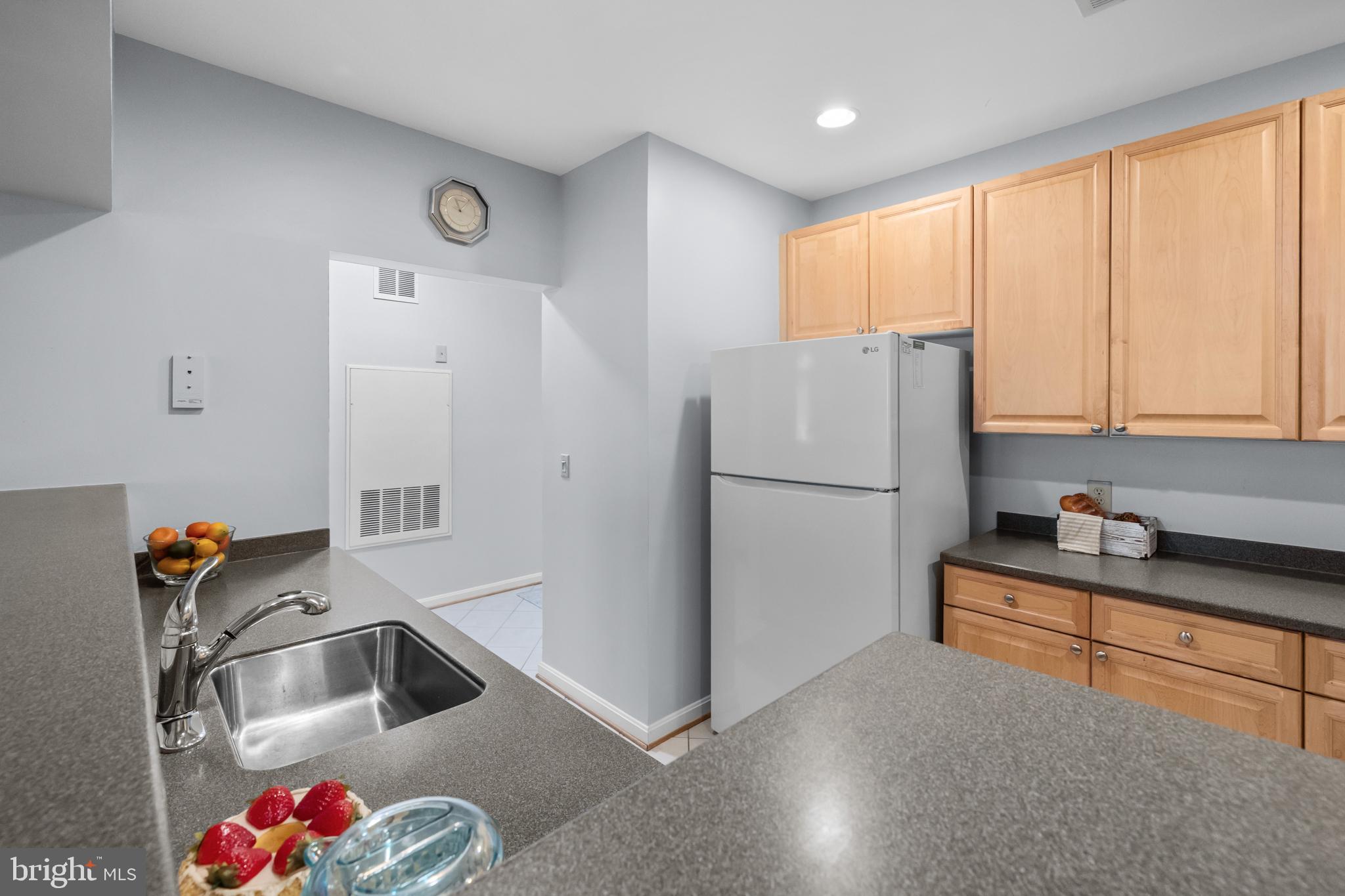 4950 BRENMAN PARK DRIVE 301