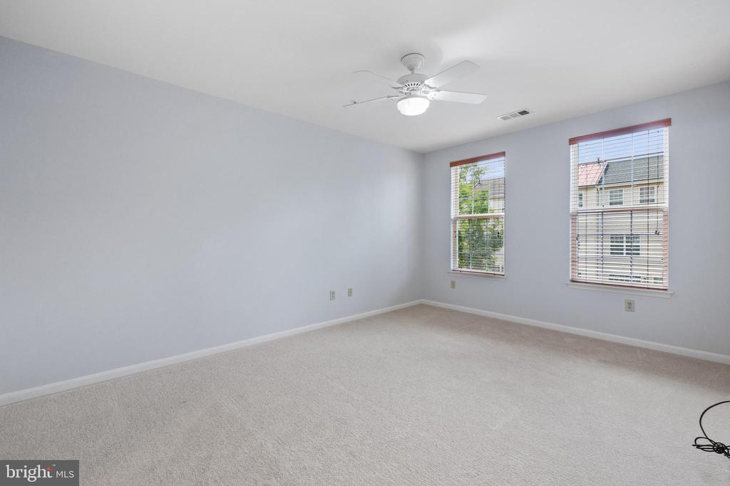 4950 BRENMAN PARK DRIVE 301