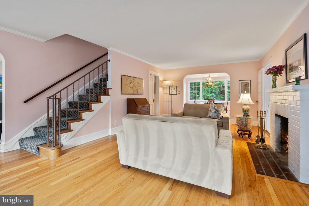 1703 RUSSELL ROAD