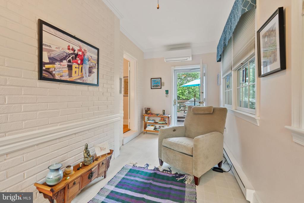 1703 RUSSELL ROAD