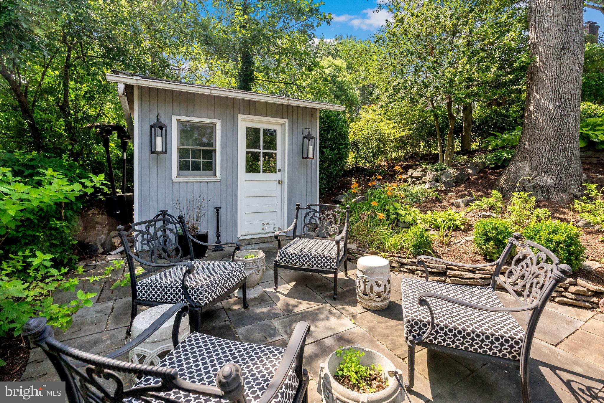 1206 W BRADDOCK ROAD