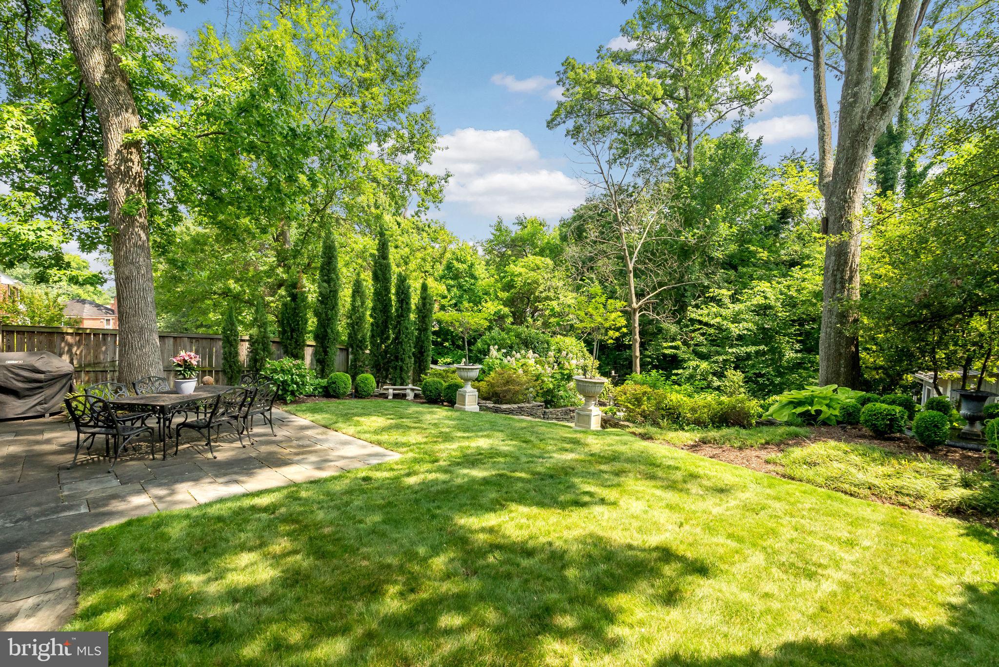 1206 W BRADDOCK ROAD