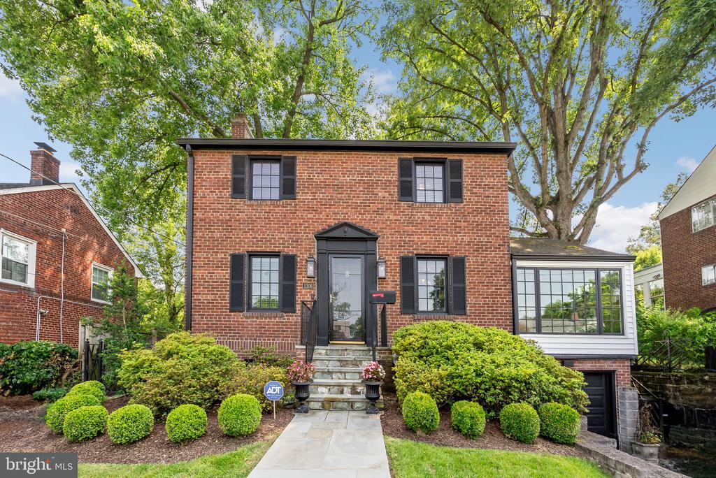 1206 W BRADDOCK ROAD