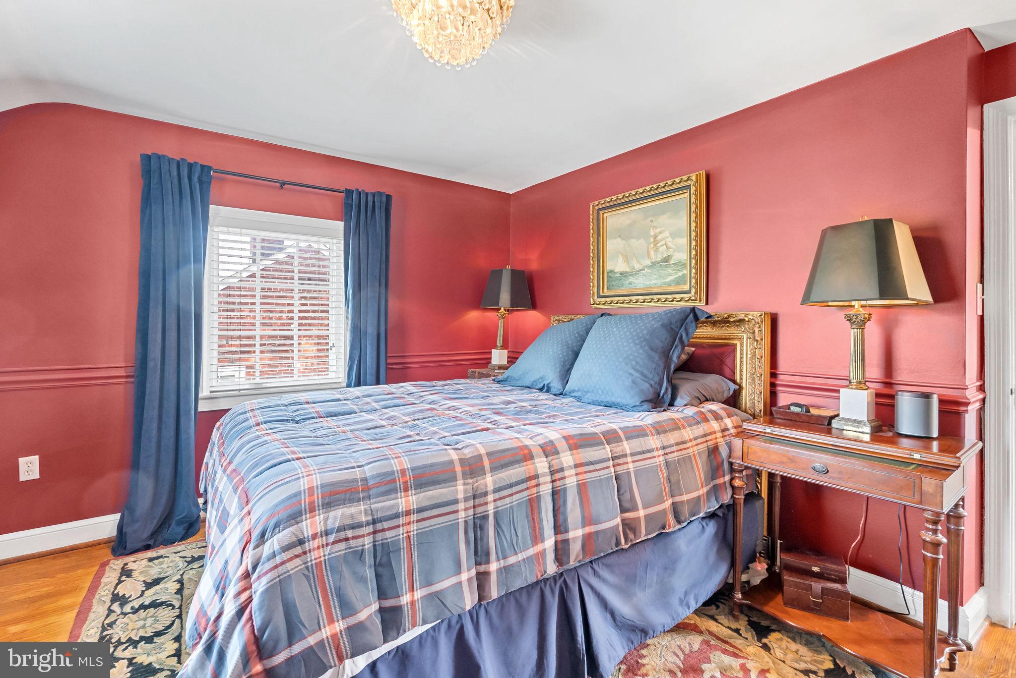 1206 W BRADDOCK ROAD