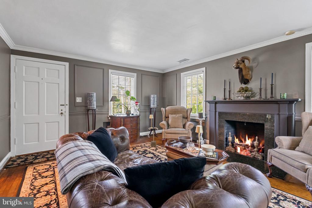1206 W BRADDOCK ROAD