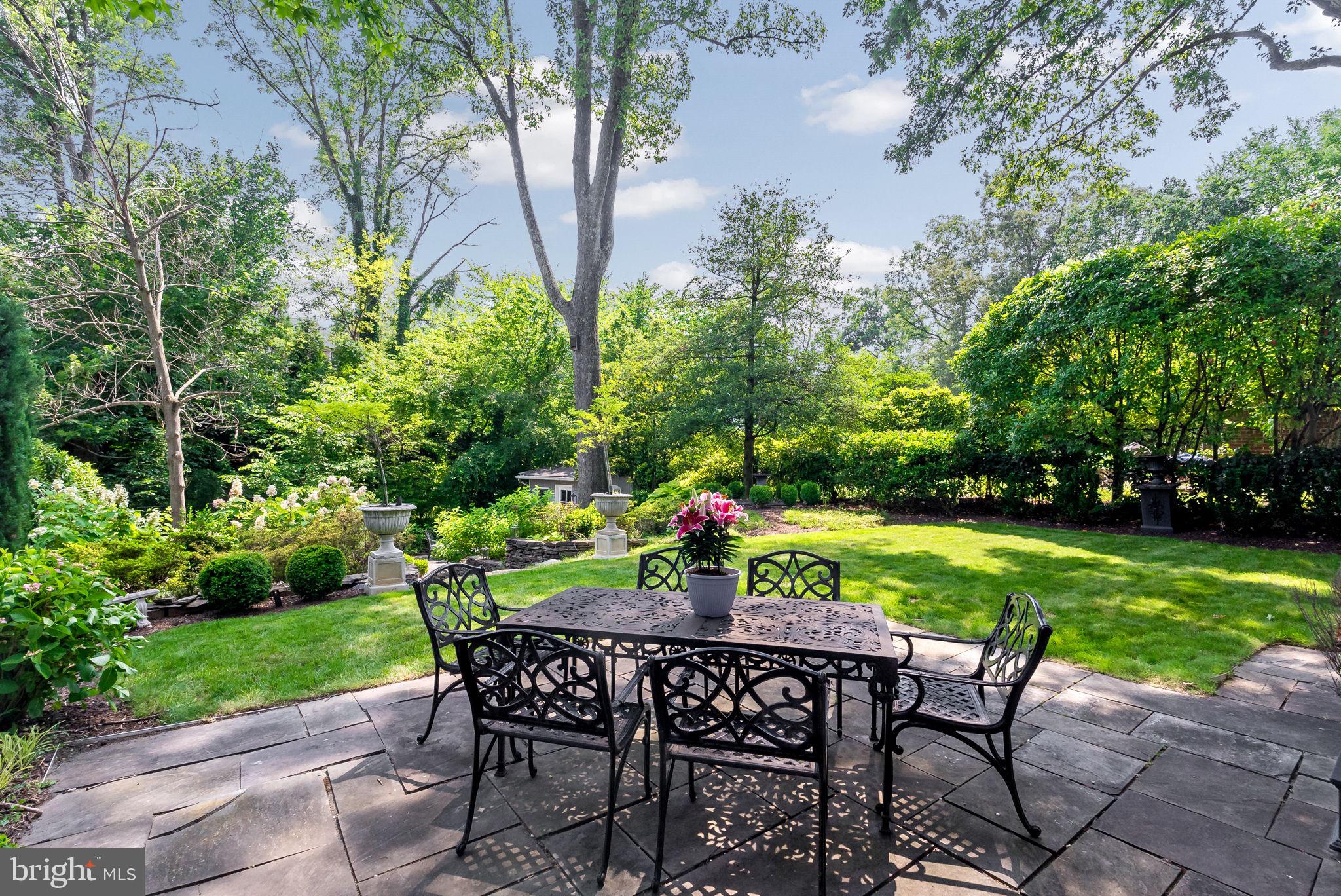 1206 W BRADDOCK ROAD