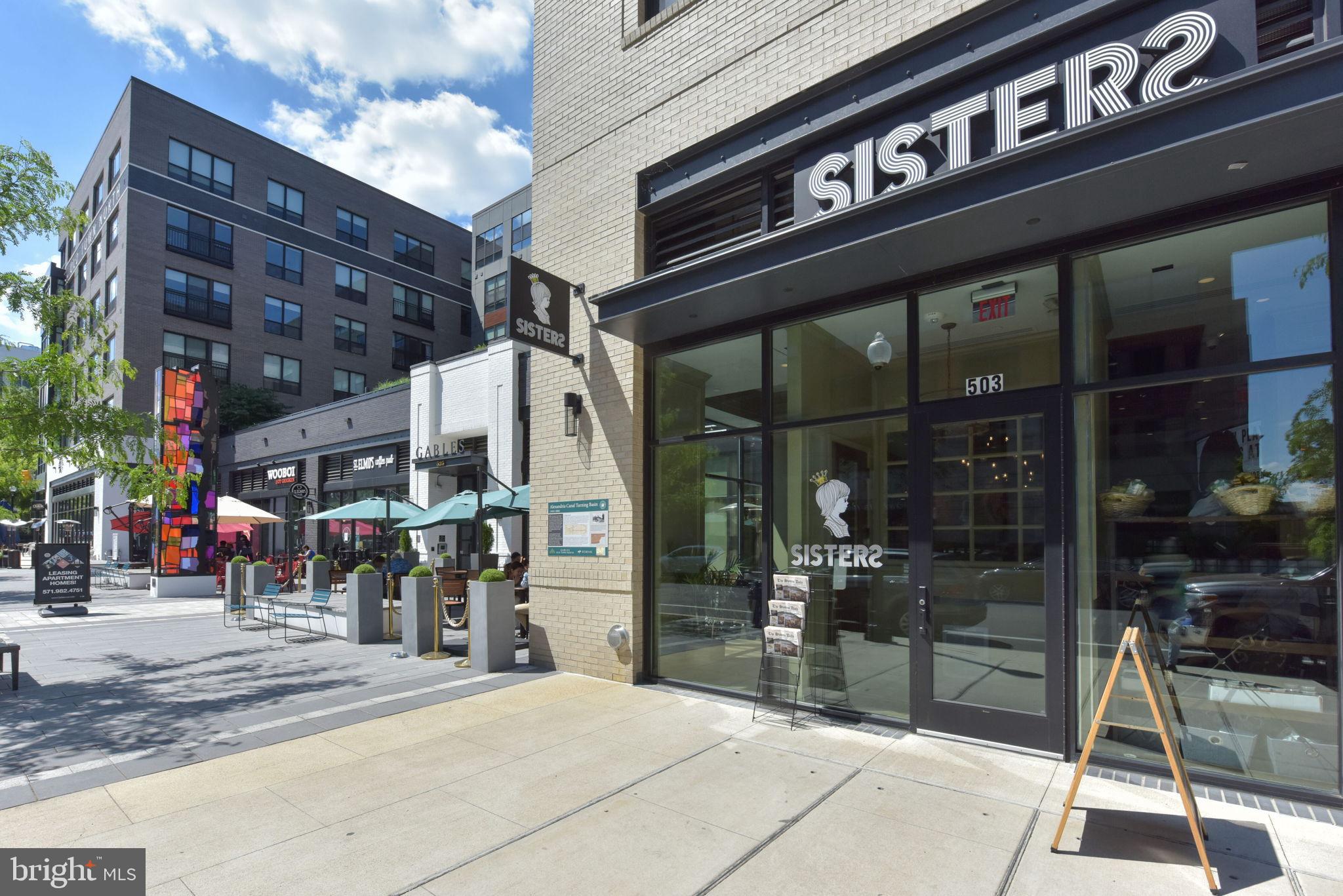 625 SLATERS LANE 401