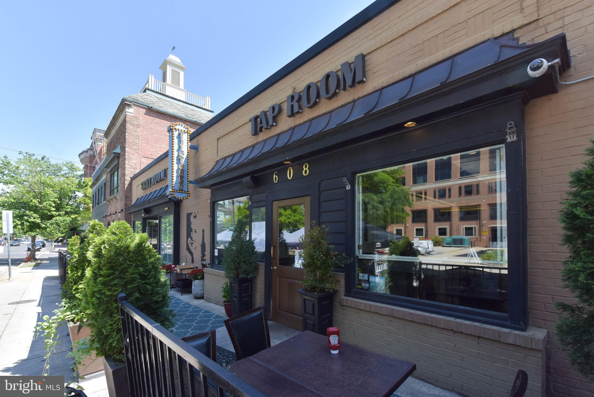 625 SLATERS LANE 401