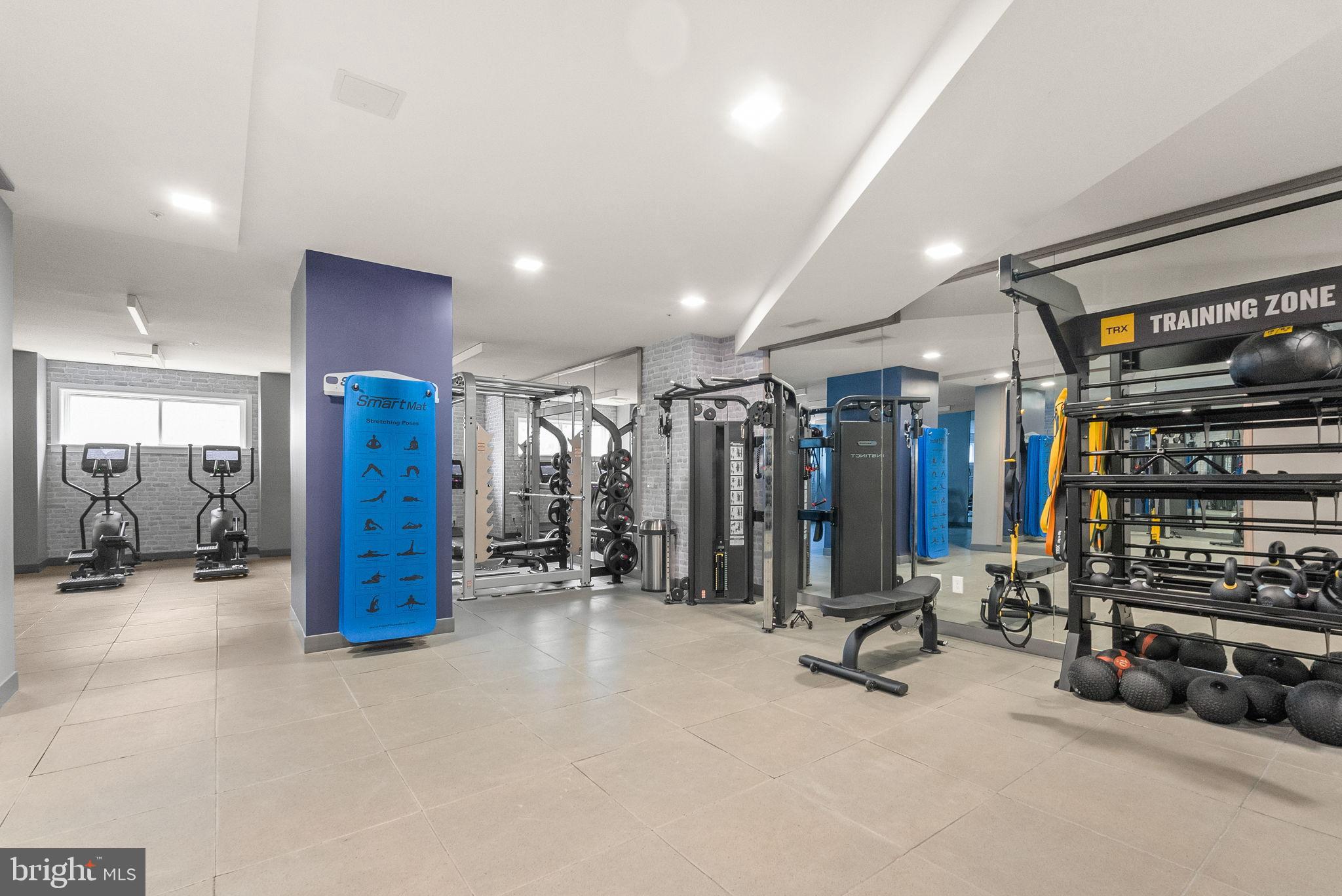 625 SLATERS LANE 401