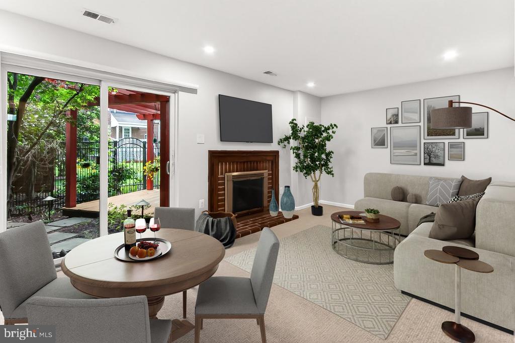 8 W CHAPMAN STREET A