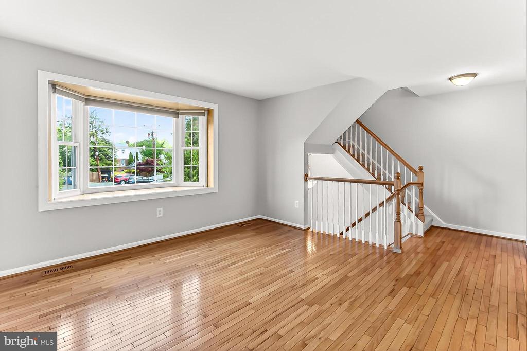 8 W CHAPMAN STREET A
