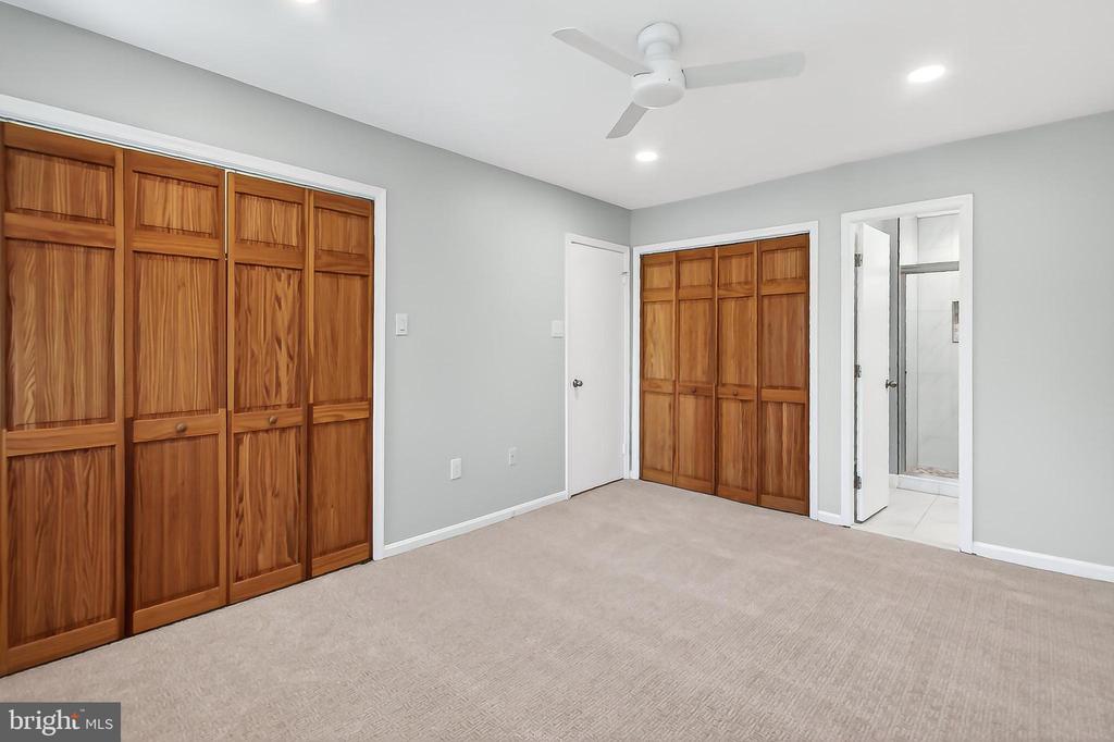 8 W CHAPMAN STREET A