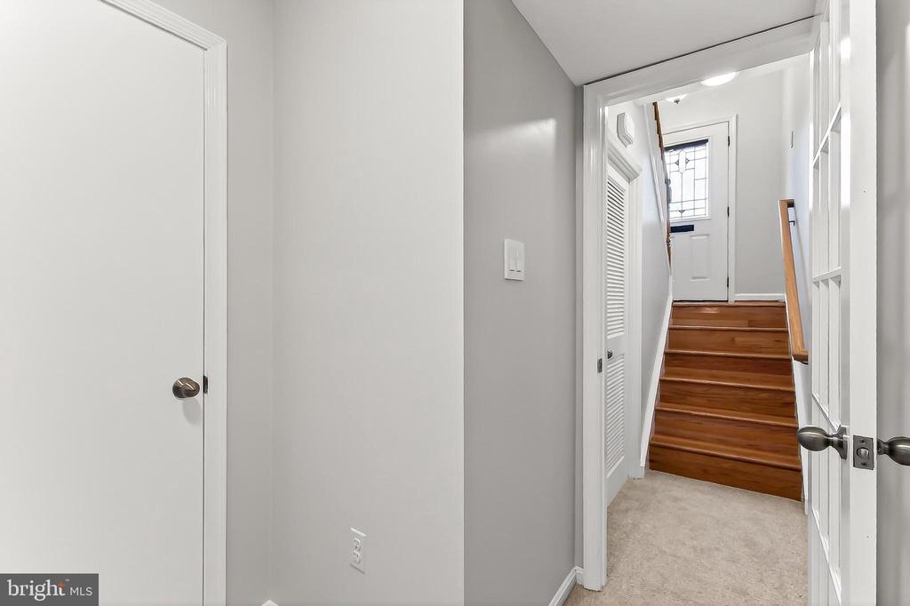 8 W CHAPMAN STREET A
