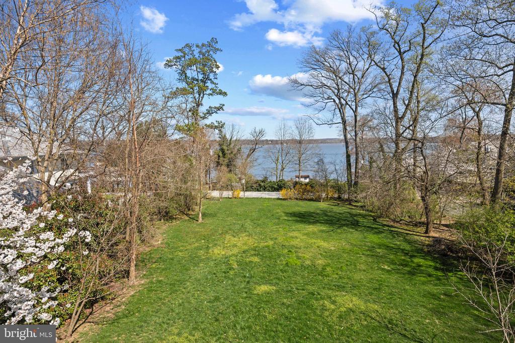 7822 SOUTHDOWN ROAD