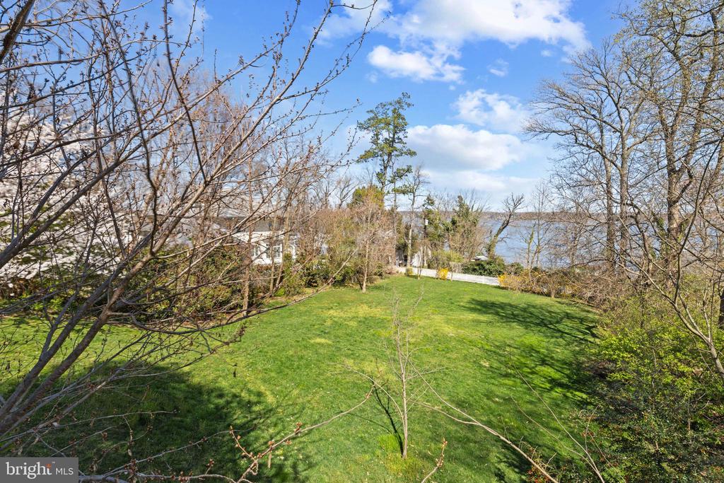 7822 SOUTHDOWN ROAD