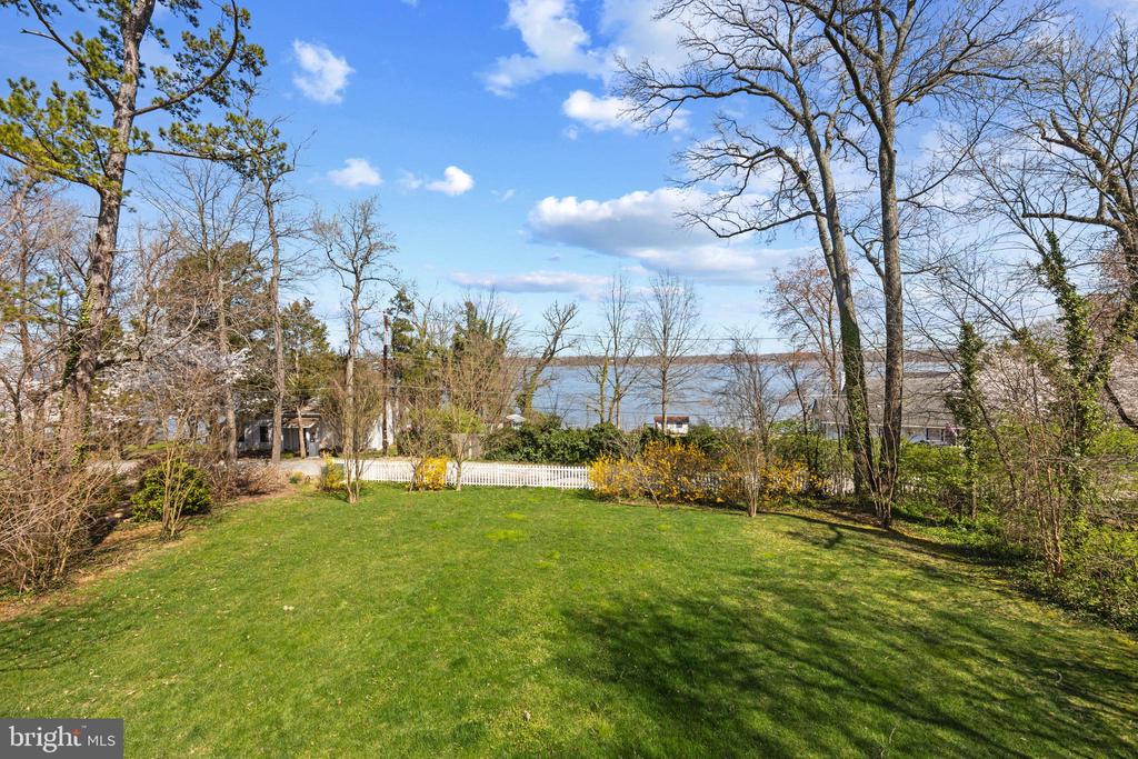 7822 SOUTHDOWN ROAD