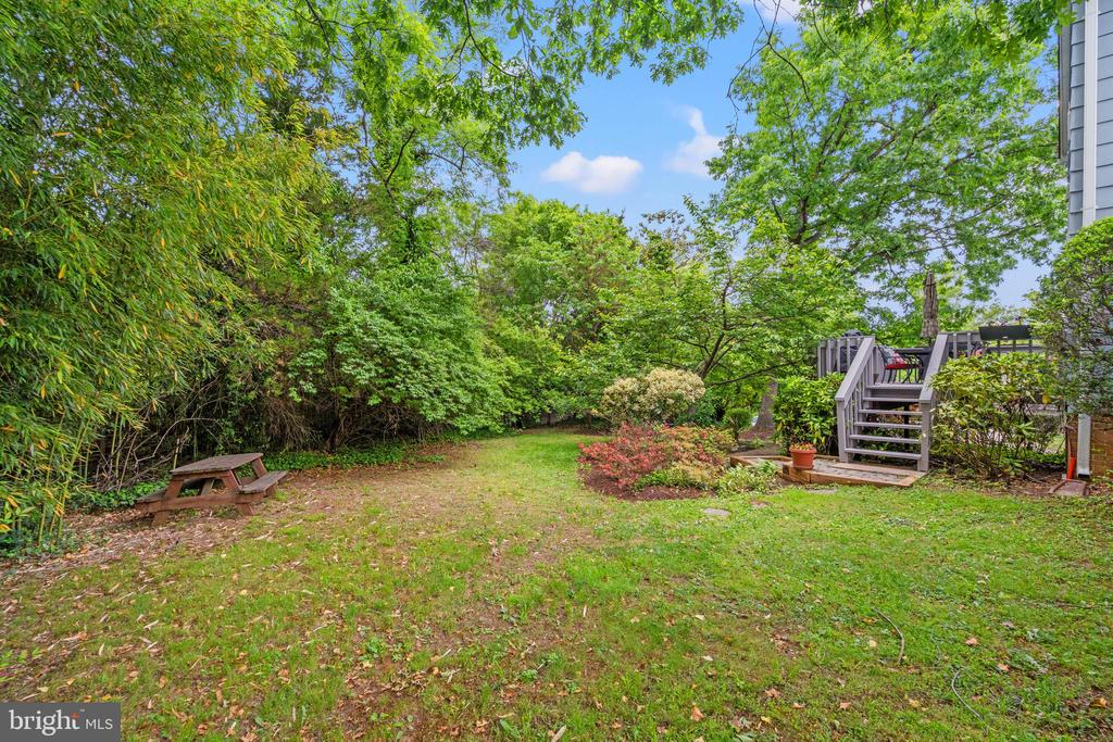1920 WINDMILL LANE