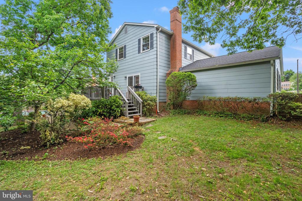1920 WINDMILL LANE