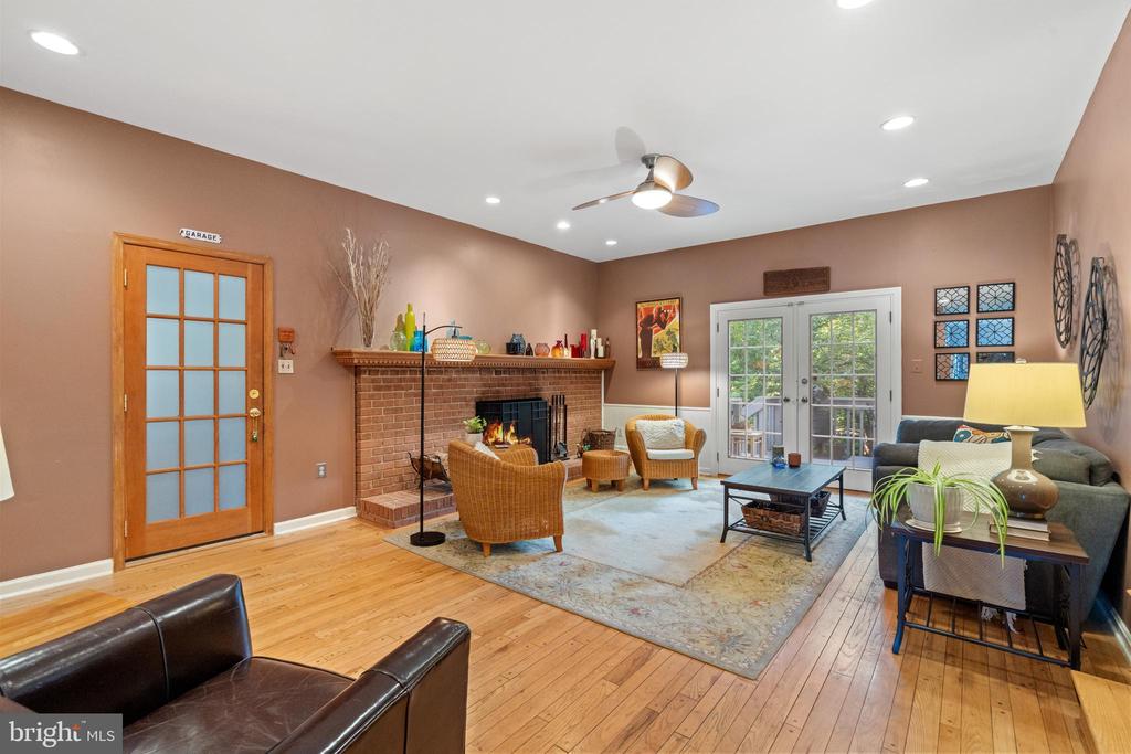 1920 WINDMILL LANE