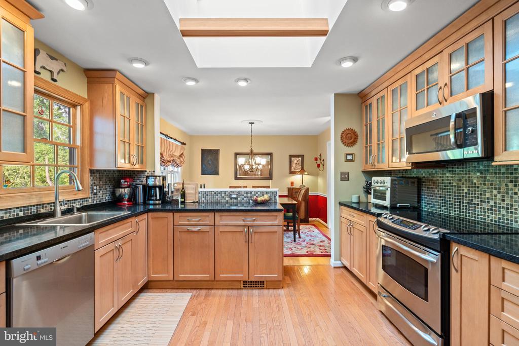 1920 WINDMILL LANE