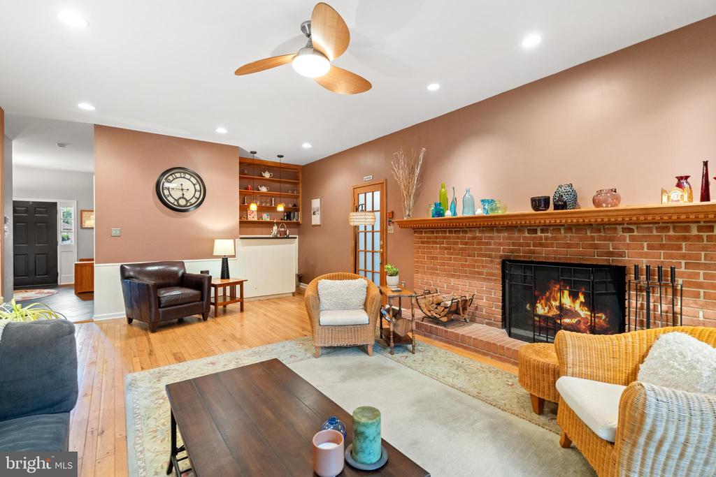 1920 WINDMILL LANE