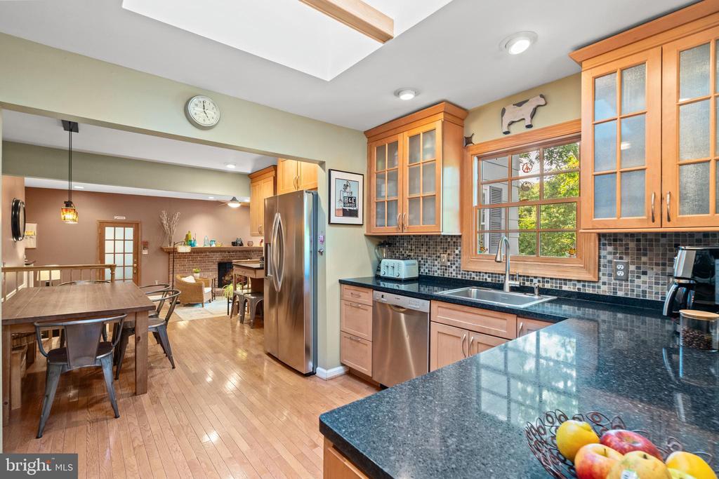 1920 WINDMILL LANE