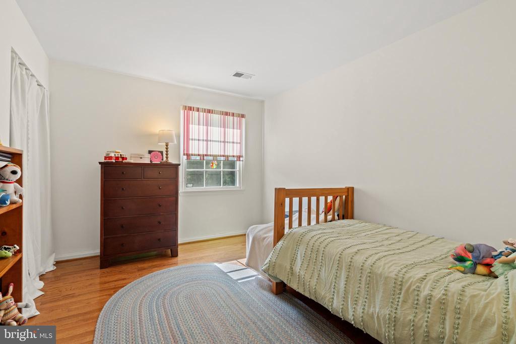 1920 WINDMILL LANE
